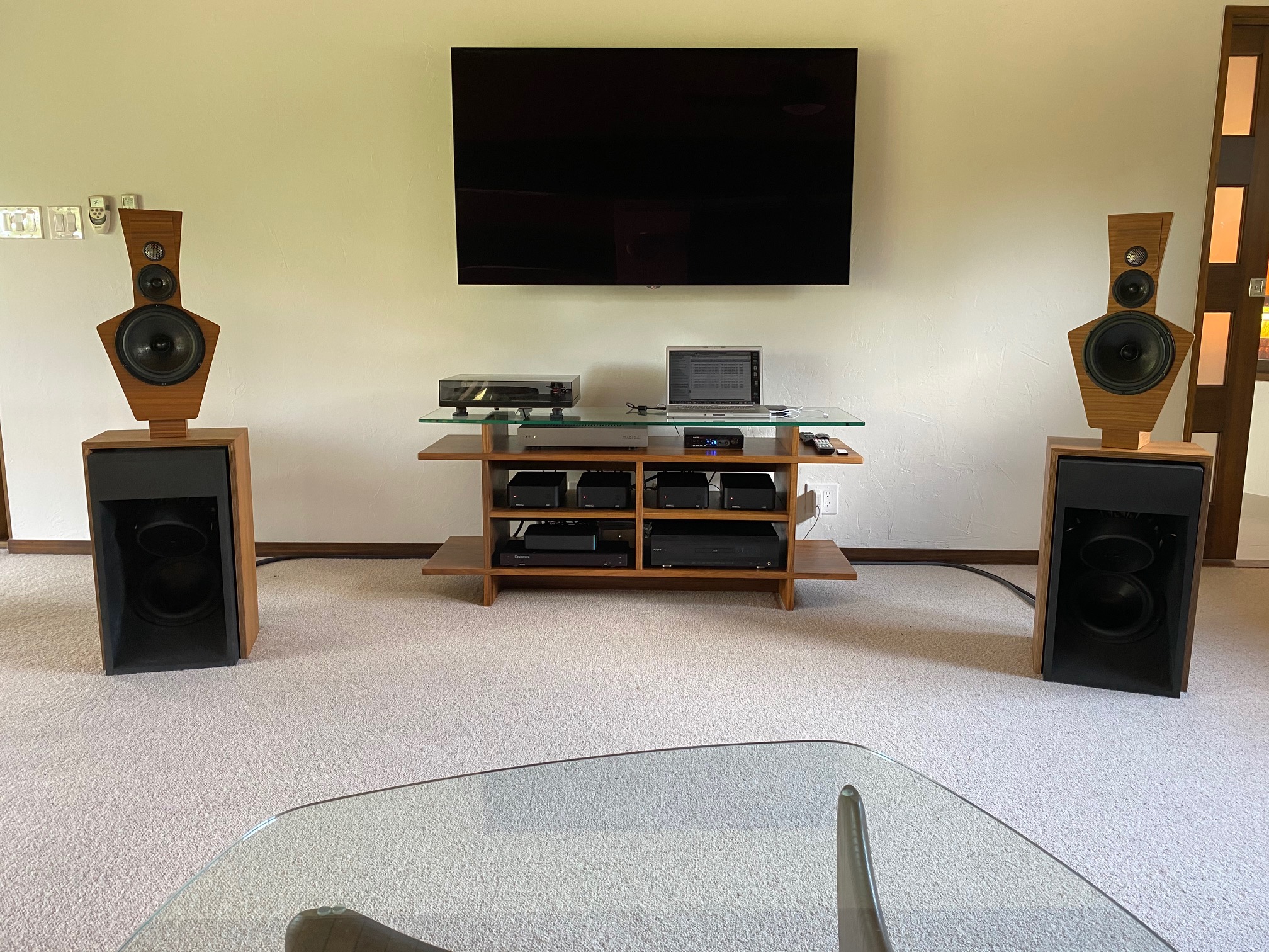 LX521 Photo Gallery